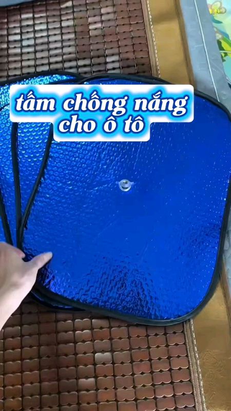 tấm che nắng ô tô #ShopeeVideo #LuotVuiMuaLien #SandealcungKOL #ShopeeCreator #videonganhdoisong