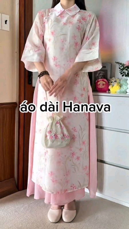 Áo dài xinh #aodai #LuotVuiMuaLien #VideohangThoiTrang #HangMoiVe #shopeevideo