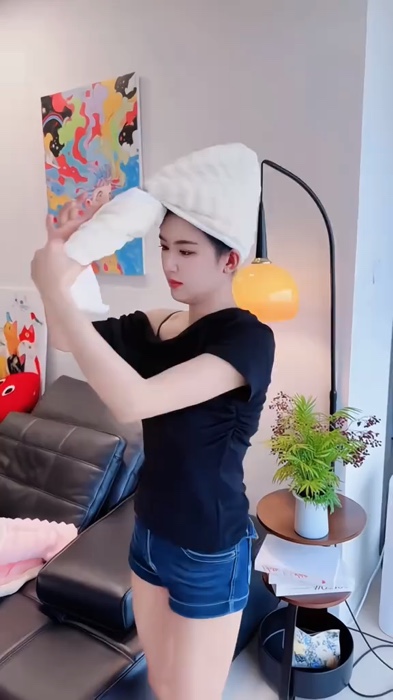 Mũ Quấn Tóc Lông Dệt Sóng Siêu Thấm Hút , Khăn Bông Ủ Quấn Tóc Nhanh Khô#KOLuytin #ShopeeVideo #xuhuong #lamdep #tienich #suckhoe #dogiadung