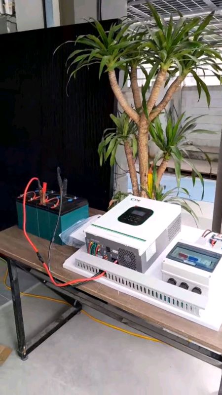 Combo độc lập biến tần xuyến CPE 12V-1200W, 2 tấm pin mono 440W, panel tủ điện, ắc quy lưu trữ. #xuhuong