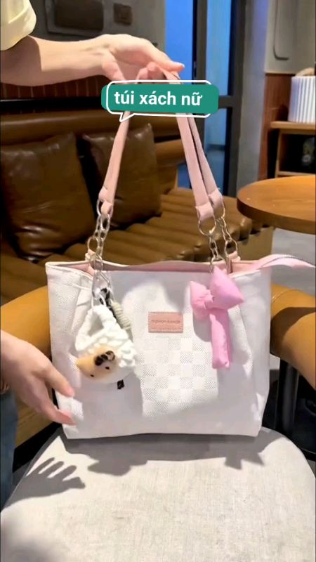 Túi xách nữ #tuixachnu #ShopeeVideo #ShopeeCreator #VideohangThoiTrang #LuotVuiMuaLien #HangMoiVe