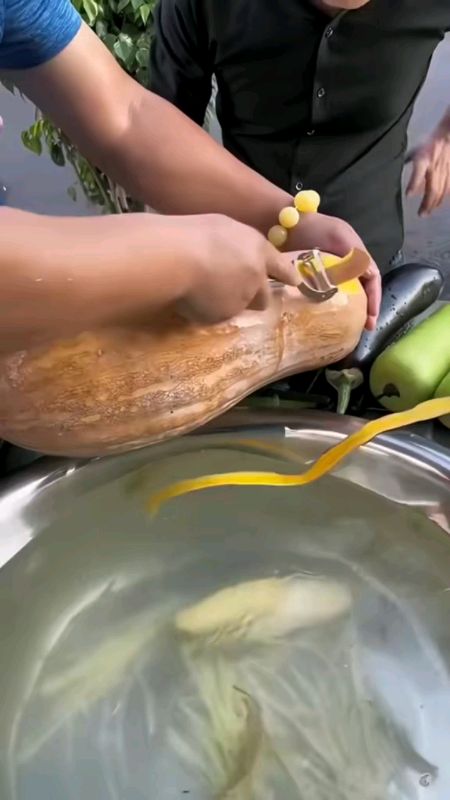 bộ dụng cụ nhà bếp #HangMoiVe#LuotVuiMuaLien #ShopeeCreator#ShopeeVideo#VideohangNhaCua #VideoHangGiaDung#ReviewOnShopeeVideo