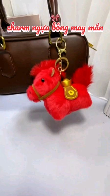 Charm ngựa bông may mắn #charmngua #ShopeeCreator #LuotVuiMuaLien #HangMoiVe #SandealcungKOL #shopeevideo