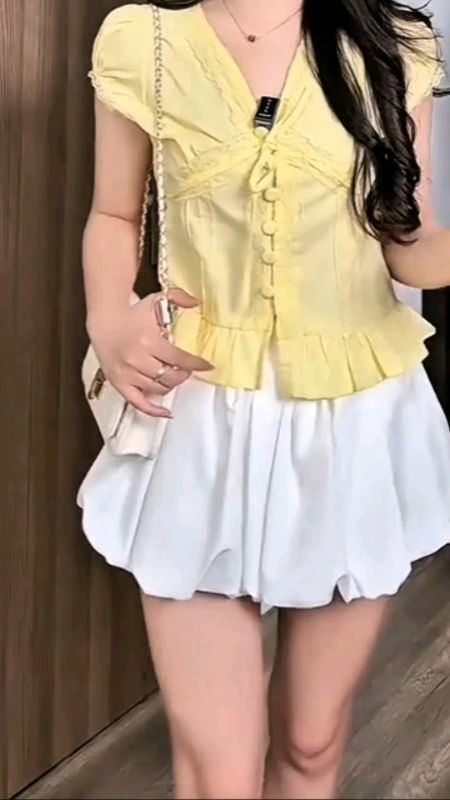 Áo kiểu xinh #aokieu #VideohangThoiTrang #SandealcungKOL #ShopeeCreator #HangMoiVe #LuotVuiMuaLien