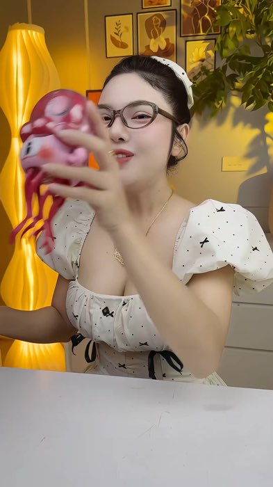 Bạch tuộc nhảy múa #bachtuocnhaymua #dochoitreem #KOLUyTin #LuotVuiMuaLien #ShopeeVideo #HangMoiVe
