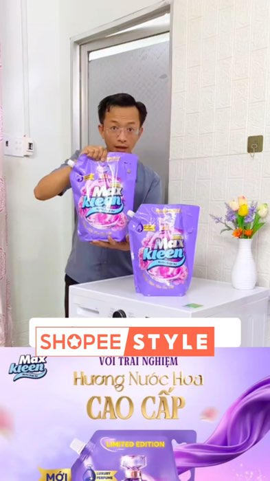 Nước giặt xả Maxkleen hương nước hoa cao cấp #nuocgiat #nuocgiatxa #MaxKleen #ShopeeVideo #KOLUyTin #HangMoiVe #LuotVuiMuaLien