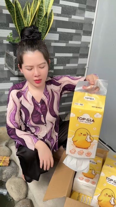 Giấy rút topgia #giayruttopgia #giaytopgia #LuotVuiMuaLien #ShopeeVideo #HangMoiVe #KOLUyTin