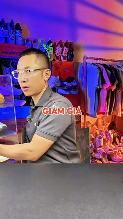 Hộp đựng giày trong suốt #hopdunggiay #ShopeeCreator #VideoHangGiaDung #ShopeeVideo #HangMoiVe #KOLUyTin #LuotVuiMuaLien