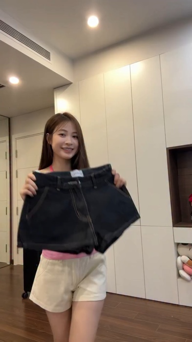 Quần jean #LuotVuiMuaLien #videomuasam #ShopeeStyle #ShopeeCreator #ShopeeLamDep #KOLUyTin #SandealcungKOL #ShopeeVideo #HangMoiVe #shopxuhuong