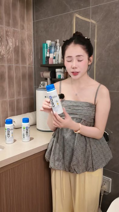 Nước súc miệng Cb12 kiểm soát hơi thở #nuocxucmiengcb12 #nuocxucmieng #LuotVuiMuaLien #ShopeeVideo #KOLUyTin #HangMoiVe