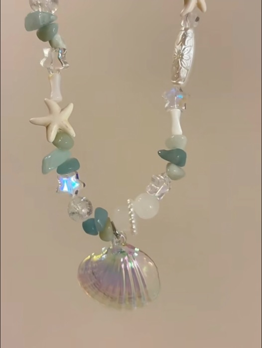 Vòng cổ vỏ sò chị em sắm đi biển thui #VideohangThoiTrang #ShopeeVideo #HangMoiVe #ShopeeStyle #KOC #shopxuhuong #KOCUyTin
