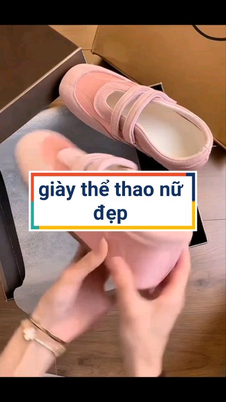 Giày thể thao nữ #giaythethaonu #giaynu #giayhottrend #VideohangThoiTrang #ShopeeVideo #ShopeeCreator #LuotVuiMuaLien