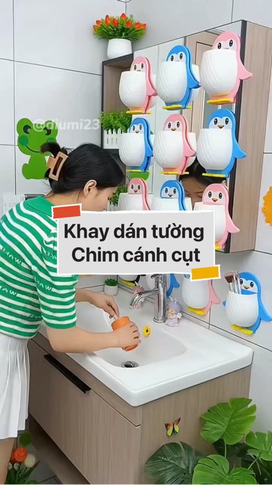 ￼Khay dán tường Chim cánh cụt