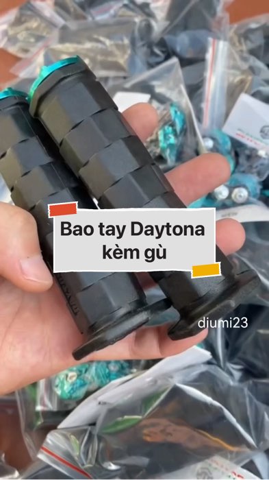 Bao tay Daytona kèm gù #VideohangDoiSong#ShopeeVideo#ShopeeCreator #LuotVuiMuaLien#KOLUyTin#Videomuasam #SandealcungKOL #diumi181