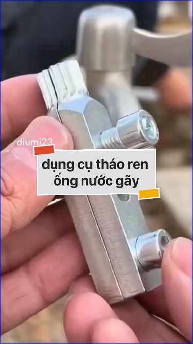 dụng cụ tháo ren ống nước gãy #VideohangDoiSong#ShopeeVideo#ShopeeCreator #LuotVuiMuaLien#KOLUyTin#Videomuasam #SandealcungKOL #diumi277
