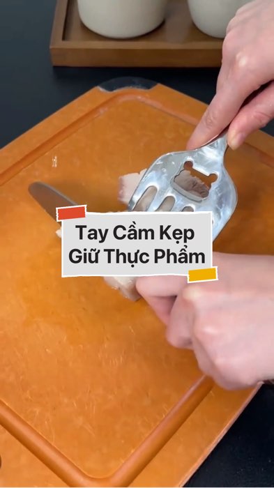 Tay Cầm Kẹp Giữ Thực Phẩm #VideoHangGiaDung#shopeestyle#ShopeeVideo#ShopeeCreator #LuotVuiMuaLien #diumi278