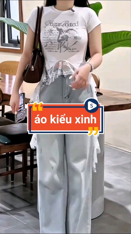 áo kiểu nữ xinh xắn #aokieu #ShopeeCreator #sandealcungKOL #LuotVuiMuaLien #VideohangThoiTrang #ShopeeVideo #HangMoiVe