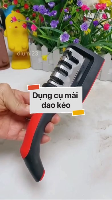 ￼Dụng cụ mài dao kéo #VideoHangGiaDung#shopeestyle#ShopeeVideo#ShopeeCreator #LuotVuiMuaLien #diumi309