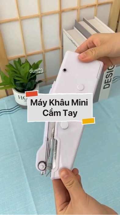 Máy Khâu Mini Cầm Tay Gia Đình #VideoHangGiaDung#shopeestyle#ShopeeVideo#ShopeeCreator #LuotVuiMuaLien #diumi38