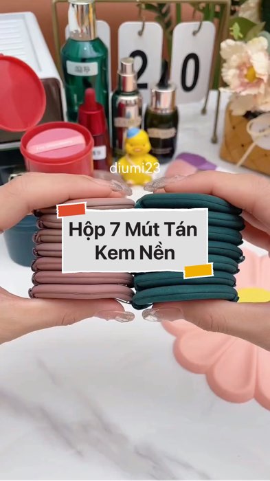 ￼Hộp 7 Mút Tán Kem Nền #VideohangLamDep#shopeestyle#ShopeeVideo#ShopeeCreator #LuotVuiMuaLien#KOLUyTin#Videomuasam #SandealcungKOL #diumi146