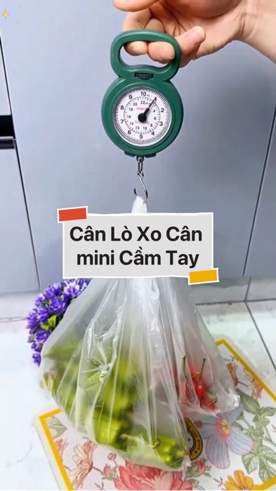 Cân Lò Xo Cân mini Cầm Tay #VideohangDoiSong#ShopeeVideo#ShopeeCreator #LuotVuiMuaLien#KOLUyTin#Videomuasam #SandealcungKOL #diumi339