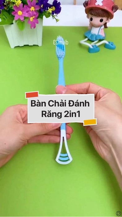 ￼Bàn Chải Đánh Răng 2in1 #VideohangTieuDung #shopeestyle#ShopeeVideo#ShopeeCreator #LuotVuiMuaLien#KOLUyTin#Videomuasam #SandealcungKOL #diumi640