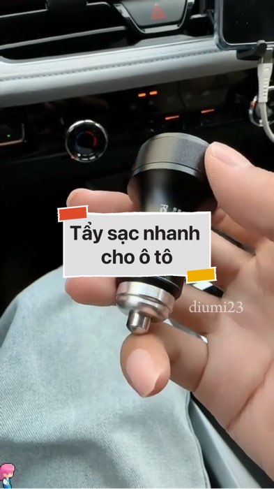 Tẩy sạc nhanh cho ô tô #VideohangDoiSong#ShopeeVideo#ShopeeCreator #LuotVuiMuaLien#KOLUyTin#Videomuasam #SandealcungKOL #diumi858