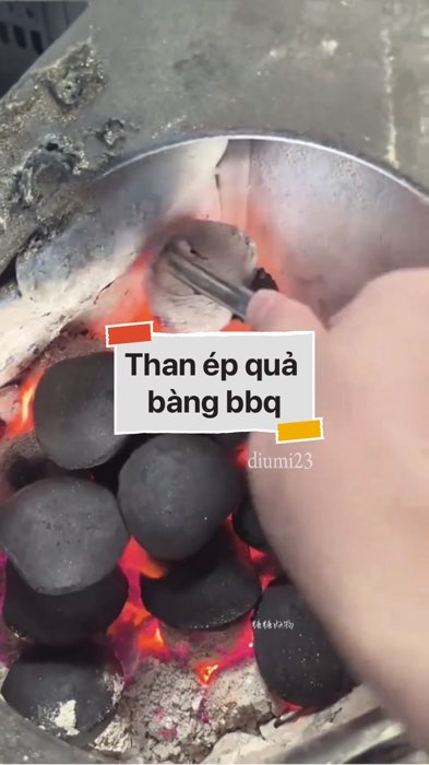 Than ép quả bàng bbq #VideohangDoiSong#ShopeeVideo#ShopeeCreator #LuotVuiMuaLien#KOLUyTin#Videomuasam #SandealcungKOL #diumi129