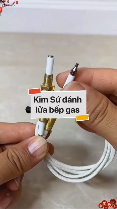 Kim Sứ đánh lửa bếp gas #VideohangDoiSong#ShopeeVideo#ShopeeCreator #LuotVuiMuaLien#KOLUyTin#Videomuasam #SandealcungKOL #diumi184