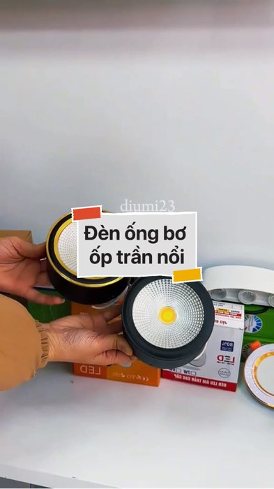 Đèn ống bơ ốp trần nổi #VideohangDienTu#shopeestyle#ShopeeVideo#ShopeeCreator #LuotVuiMuaLien#KOLUyTin#Videomuasam #SandealcungKOL #diumi193