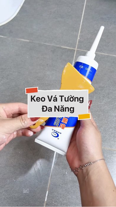 Keo Vá Tường Đa Năng #VideohangNhaCua#shopeestyle#ShopeeVideo#ShopeeCreator #LuotVuiMuaLien#KOLUyTin#Videomuasam #SandealcungKOL #diumi219