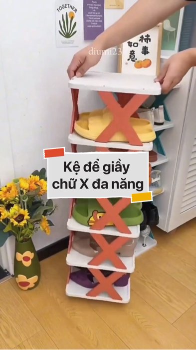 Kệ để giầy chữ X đa năng #VideoHangGiaDung#shopeestyle#ShopeeVideo#ShopeeCreator #LuotVuiMuaLien #diumi234