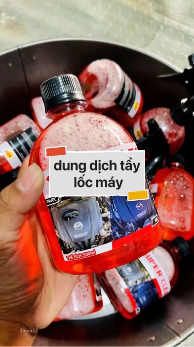 dung dịch tẩy lốc máy #VideohangDoiSong#ShopeeVideo#ShopeeCreator #LuotVuiMuaLien#KOLUyTin#Videomuasam #SandealcungKOL #diumi293