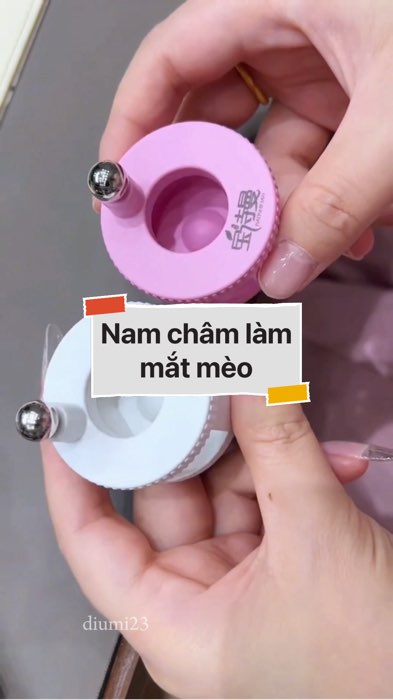 ￼Nam châm làm mắt mèo xoay tròn #VideohangLamDep#shopeestyle#ShopeeVideo#ShopeeCreator #LuotVuiMuaLien#KOLUyTin#Videomuasam #SandealcungKOL #diumi376