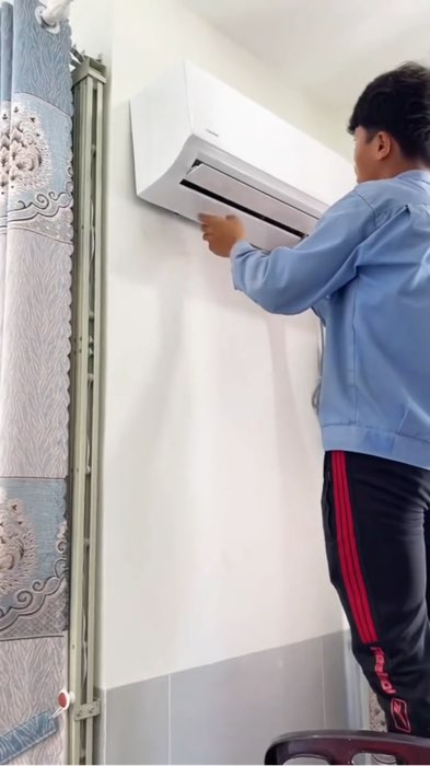 Mua tại video rẻ hơn. Máy lạnh Comfee Inverter #VideohangDienTu #ShopeeCreator #KOLUyTin #ShopeeVideo #LuotVuiMuaLien