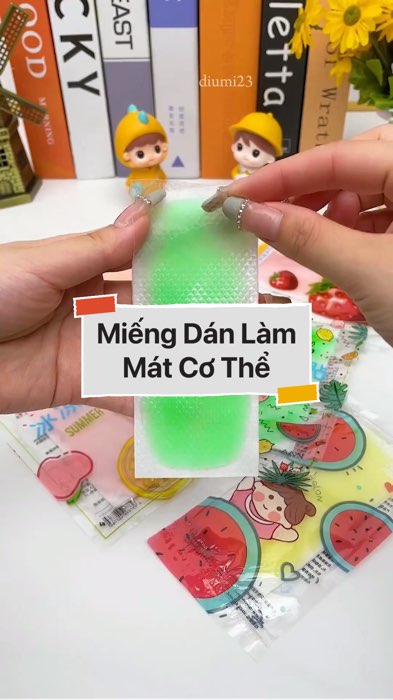 Miếng Dán Lạnh Làm Mát Cơ Thể #VideohangTieuDung #shopeestyle#ShopeeVideo#ShopeeCreator #LuotvuiMuaLien#KOLUyTin#Videomuasam #SandealcungKOL #diumi449