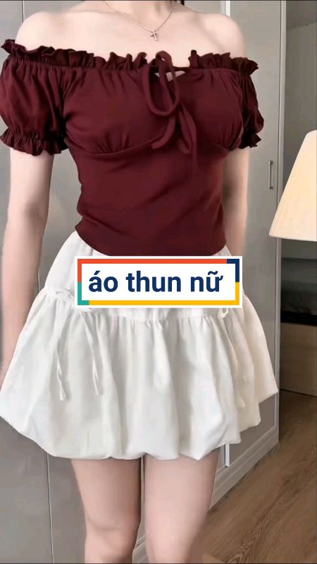 Áo thun nữ #aothunnu #SandealcungKOL #ShopeeVideo #ShopeeCreator #LuotVuiMuaLien #VideohangThoiTrang #HangMoiVe