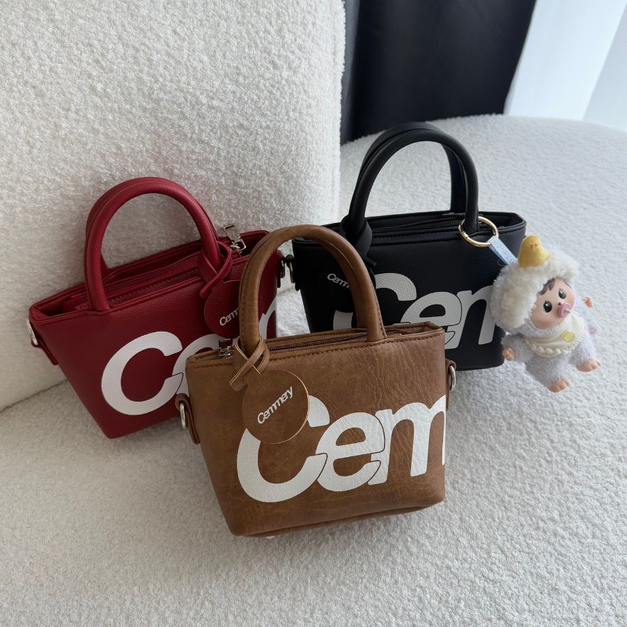 Túi Đeo Chéo Mono Cemmery Local Brand Size Mini Đựng Vừa Điện Thoại Da PVC 8 Màu - Hình 5