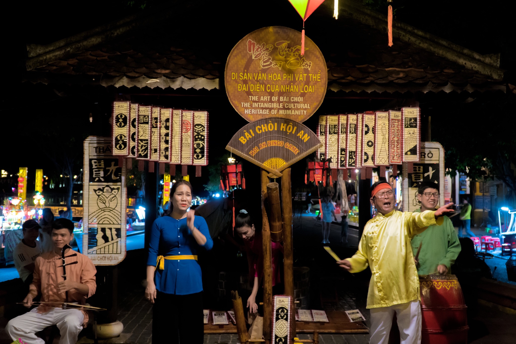 Biểu diễn Bài Chòi