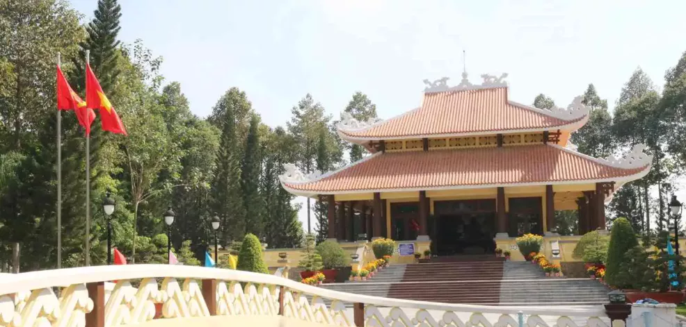 Khu lưu niệm Chủ tịch Tôn Đức Thắng